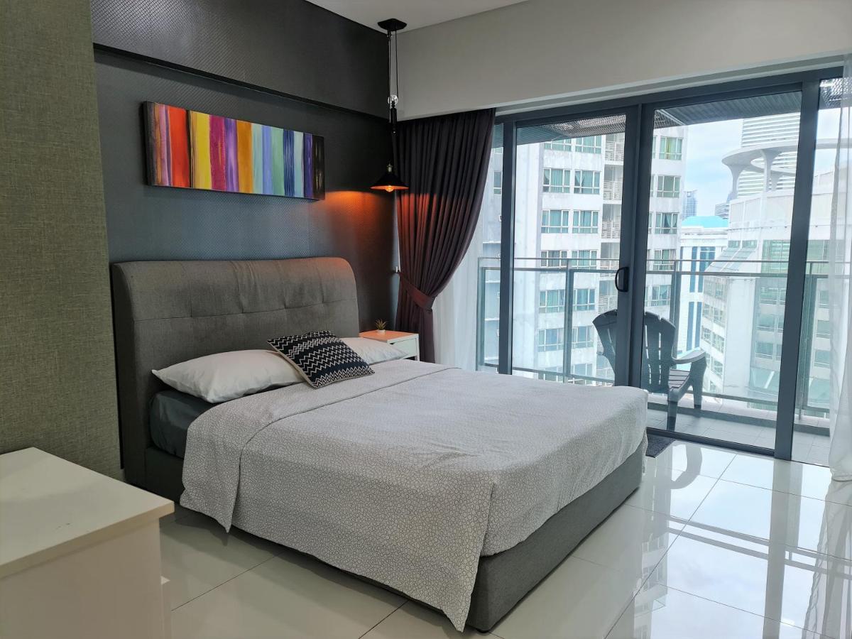 קואלה לומפור Summer Suites Apartment @Klcc By Sarah'S Lodge מראה חיצוני תמונה