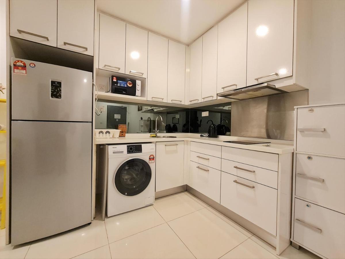 קואלה לומפור Summer Suites Apartment @Klcc By Sarah'S Lodge מראה חיצוני תמונה